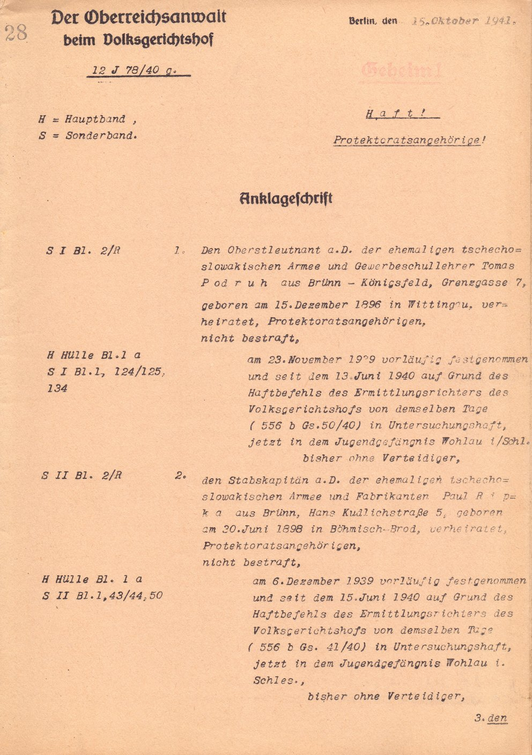 Čelní strana obžaloby vrchního říšského státní zástupce u Lidového soudního dvora na Pavla Ripku a Tomáše Podruha ze dne 15. 10. 1941 (uložena: ABS Praha pod sign. 141-238-19). 